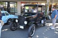 1925 Ford 2-door Sedan
