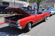1966 Pontiac GTO with 389 Tripower